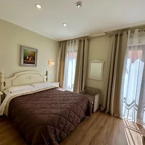 hostal-toledo.besthotelstoledo.com/